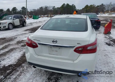 2018 Nissan Altima 2.5 Sl z USA, uszkodzony, nr VIN 1N4AL3AP5JC163709